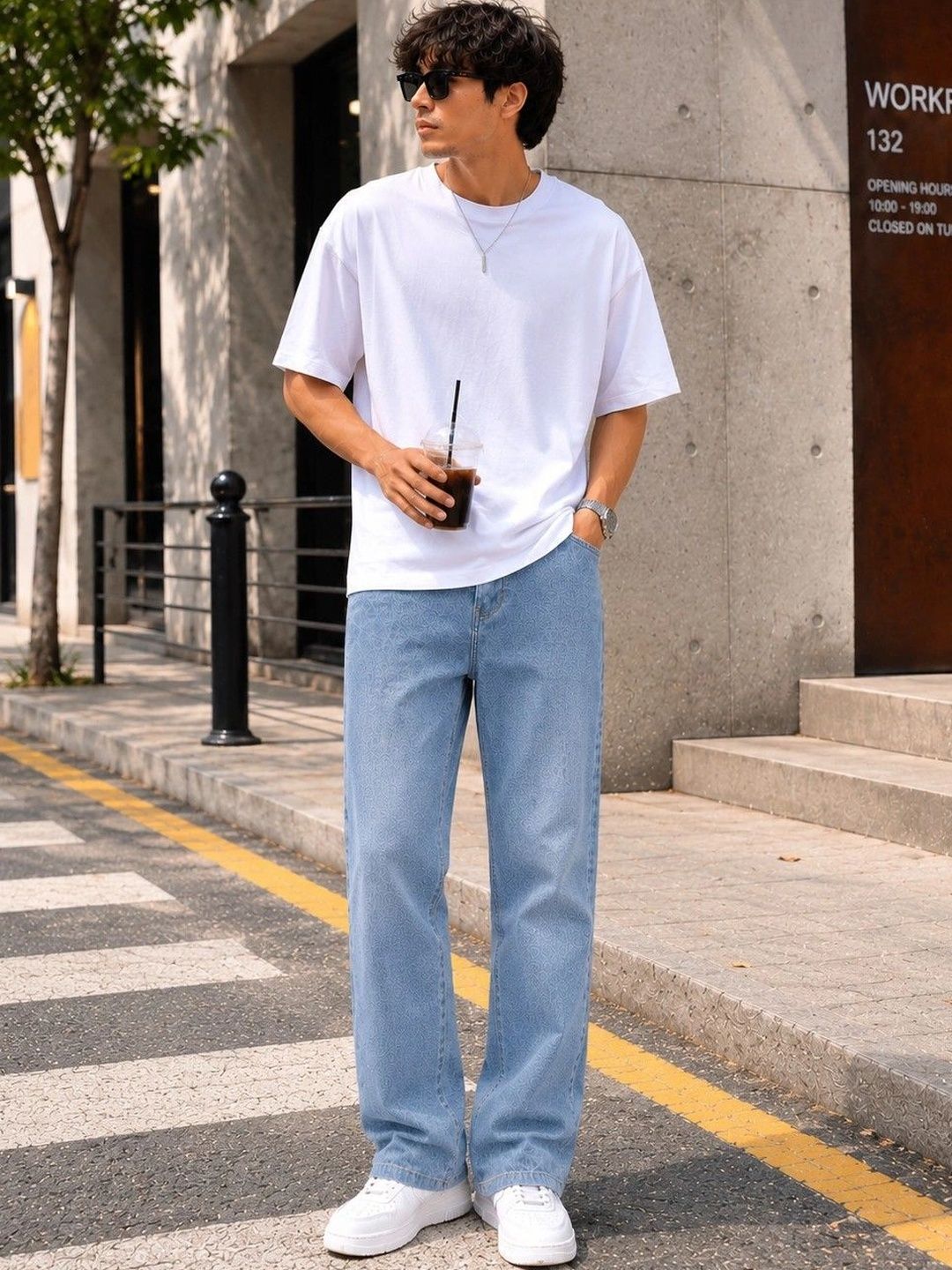 GARTEEN Men Classic Straight Fit Mid-Rise Stretchable Jeans