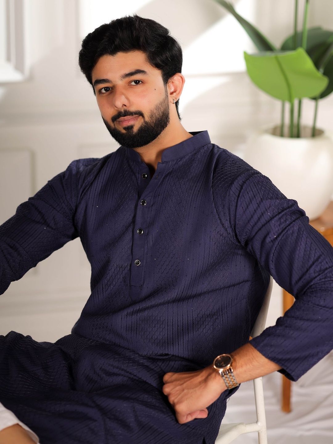 Koshin Men Ethnic Motifs Embroidered Mandarin Collar Thread Work Cotton Straight Kurtas