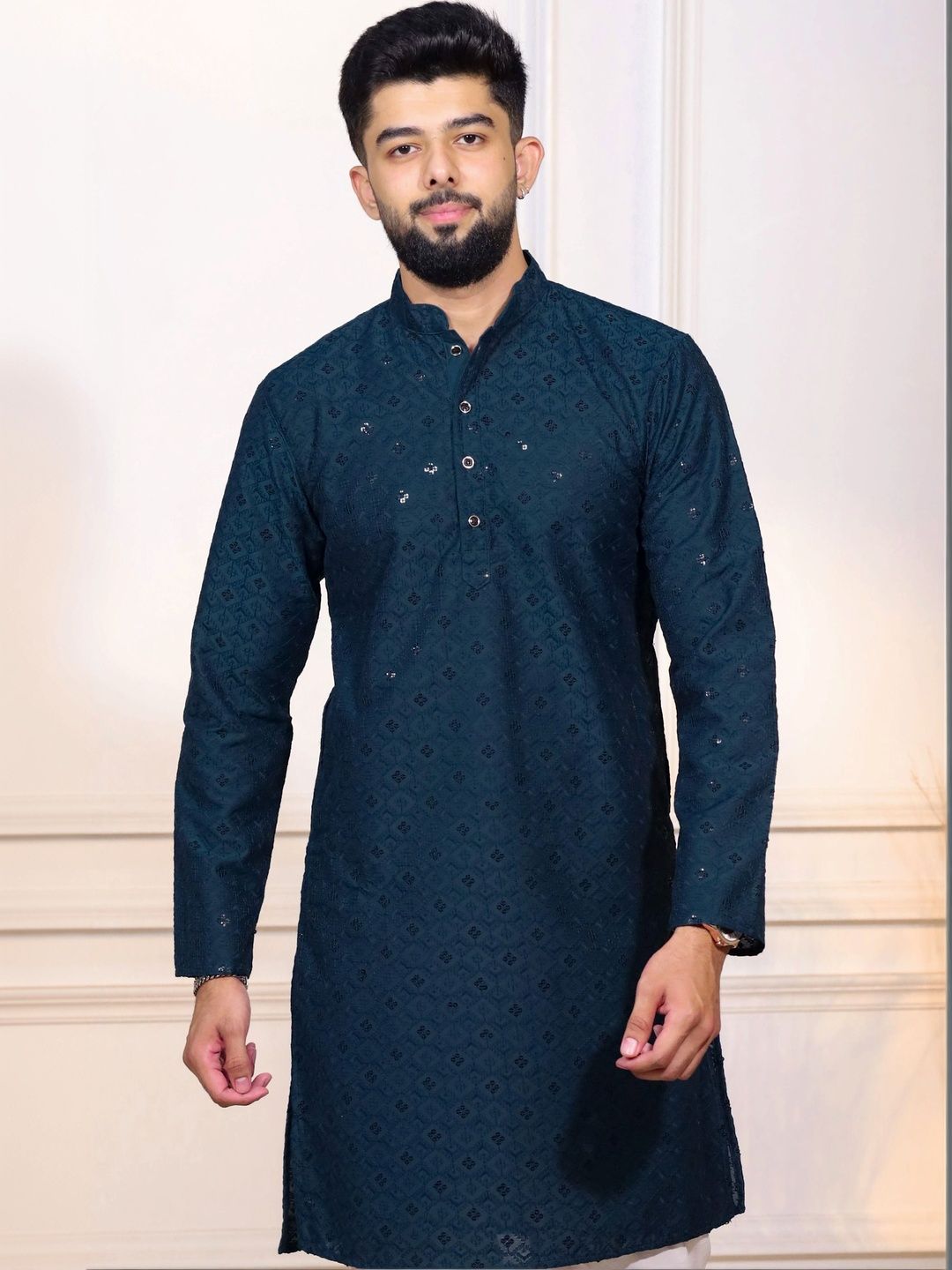 Koshin Geometric Embroidered Sequinned Mandarin Collar Cotton Straight Kurta