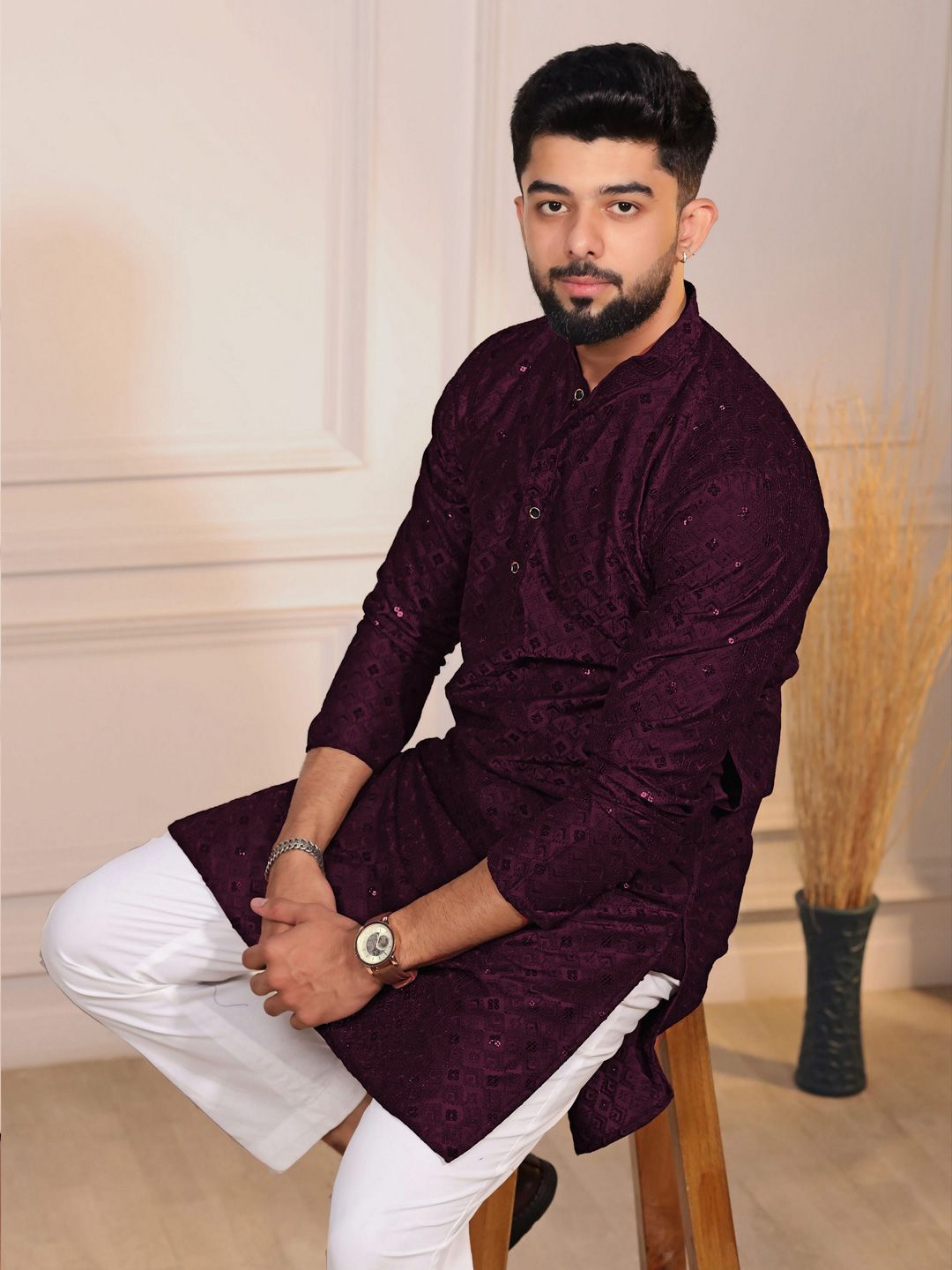 Koshin Geometric Embroidered Sequinned Mandarin Collar Cotton Straight Kurta