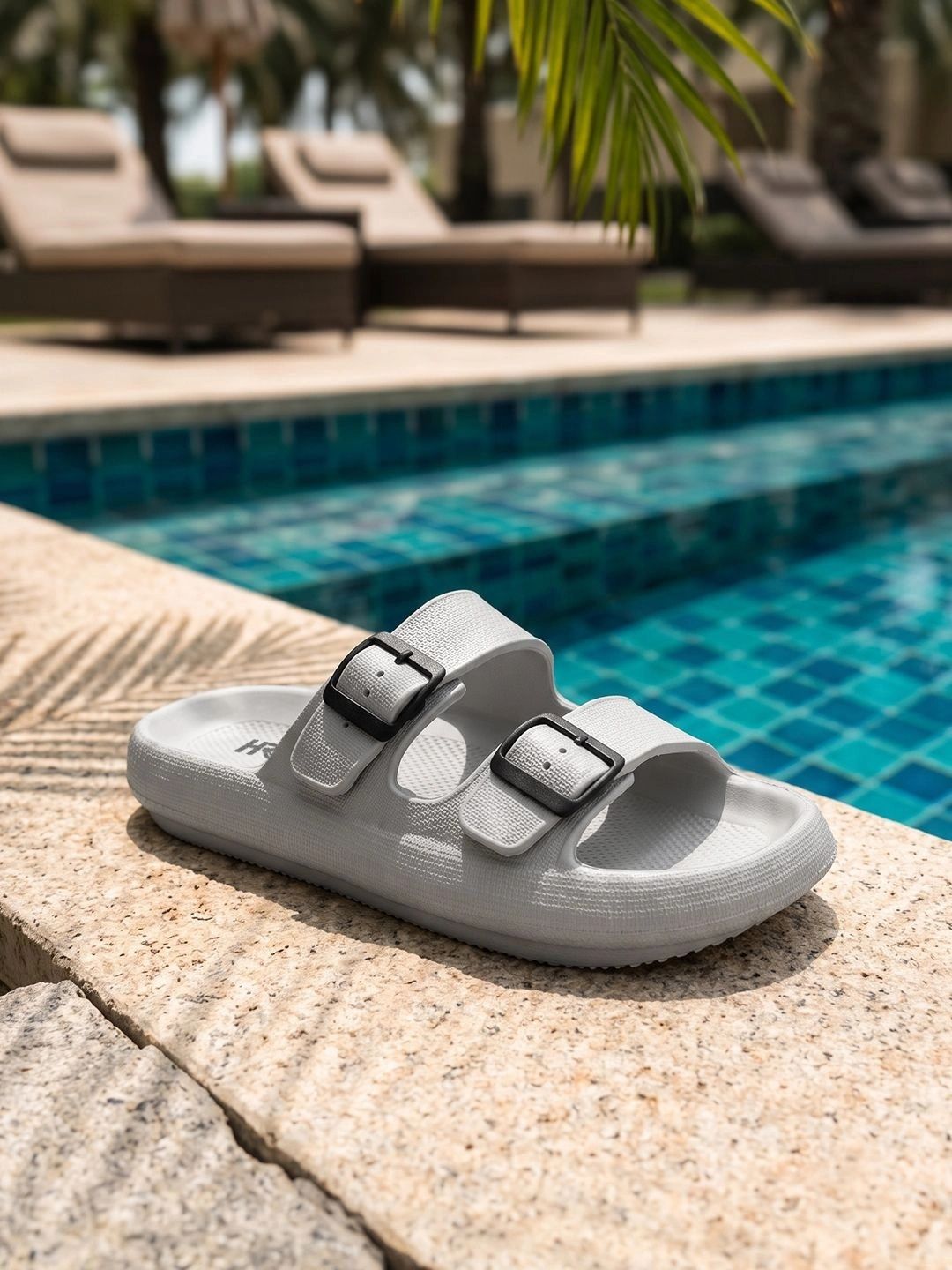 HRX by Hrithik Roshan Men Textured Sliders With Buckle Details