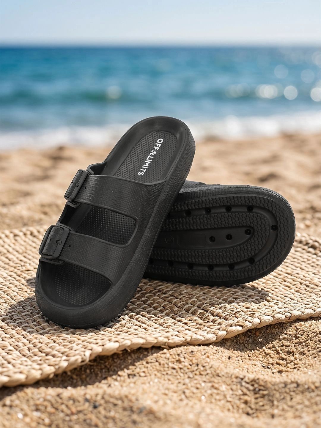 OFF LIMITS LUTHER Men Slip-On