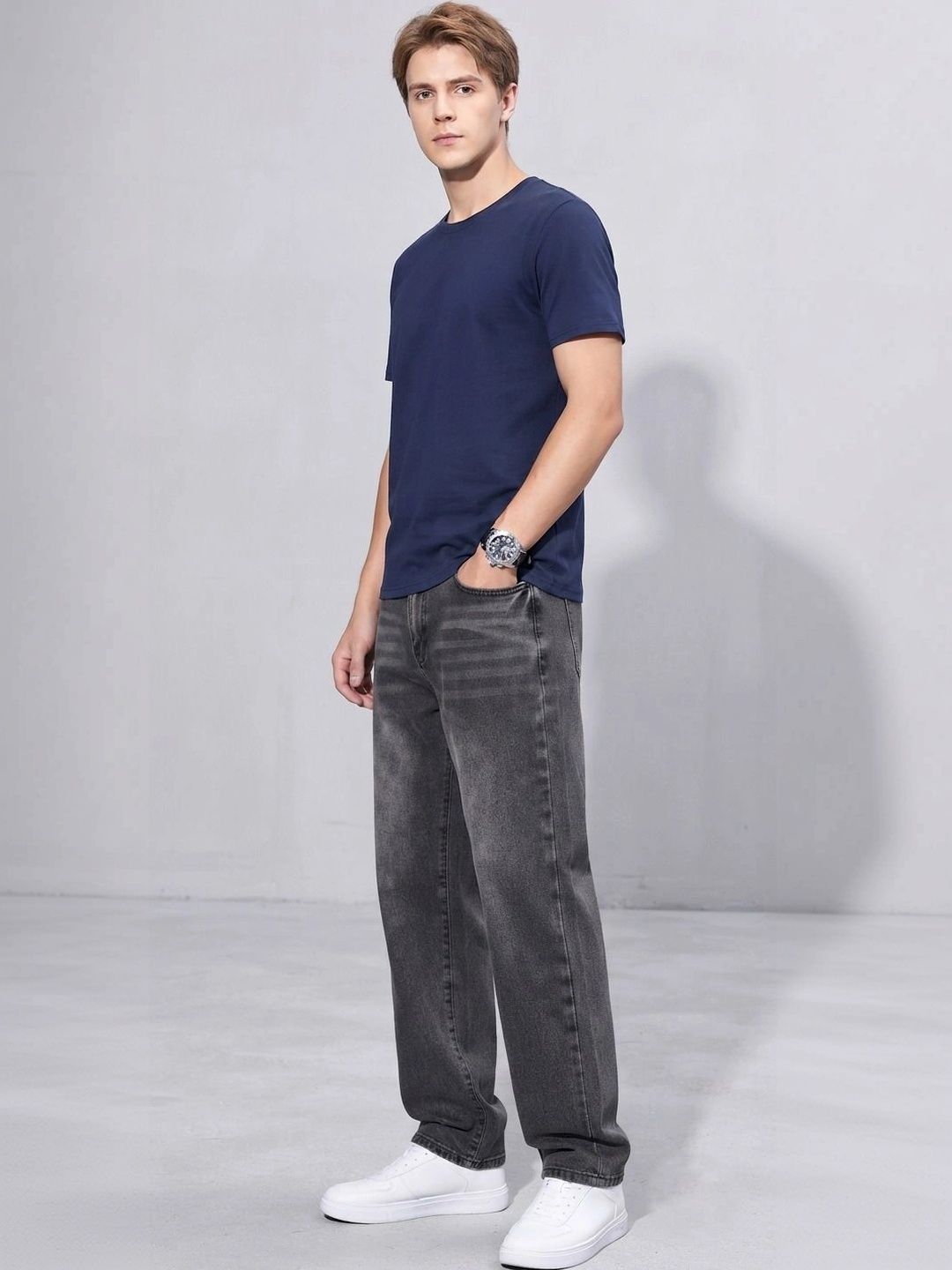 HERE&NOW Men Relaxed Fit Mid-Rise Low Distress Stretchable Jeans