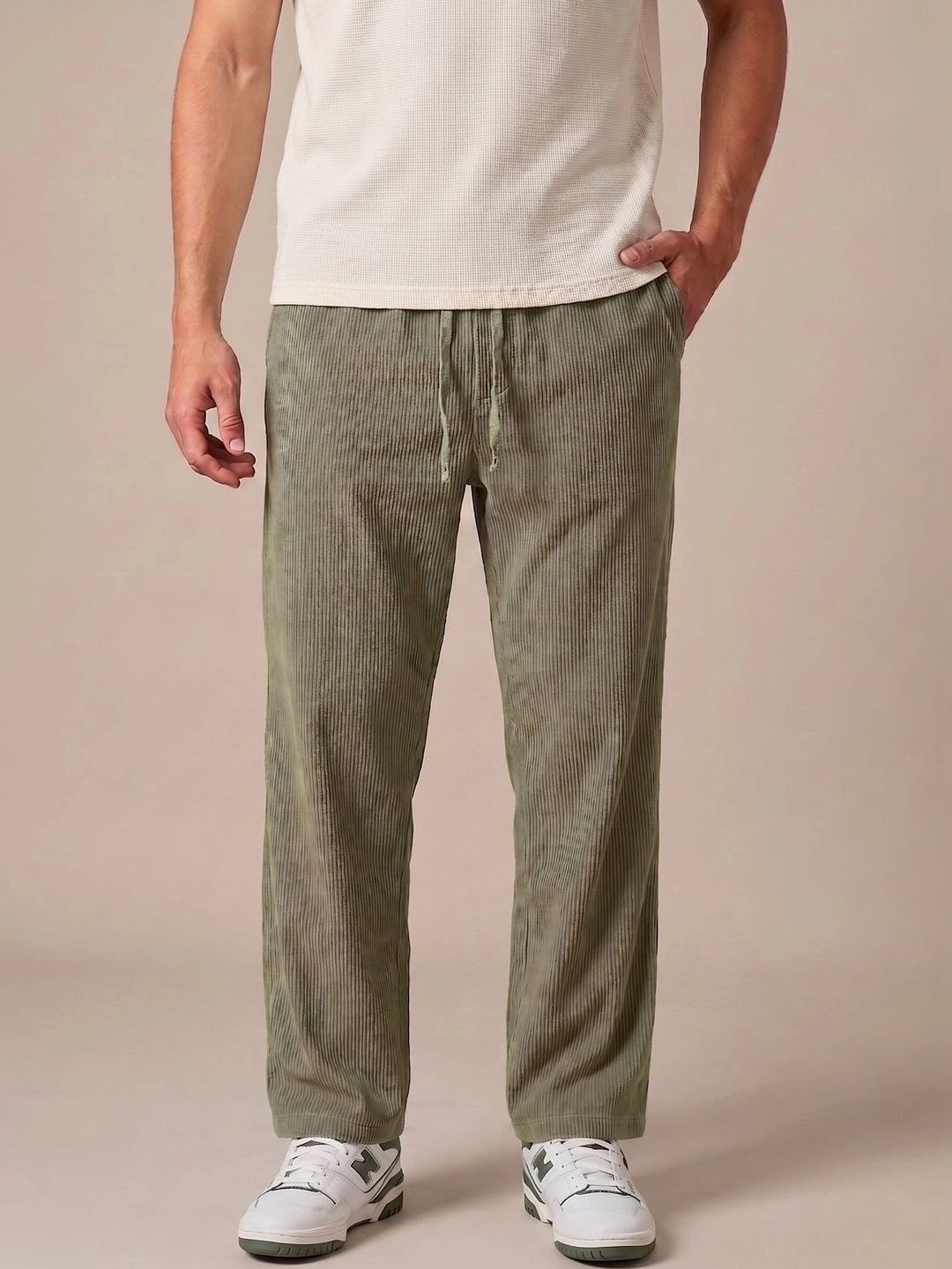 Hence Men Striped Relaxed Easy Wash Corduroy Trousers