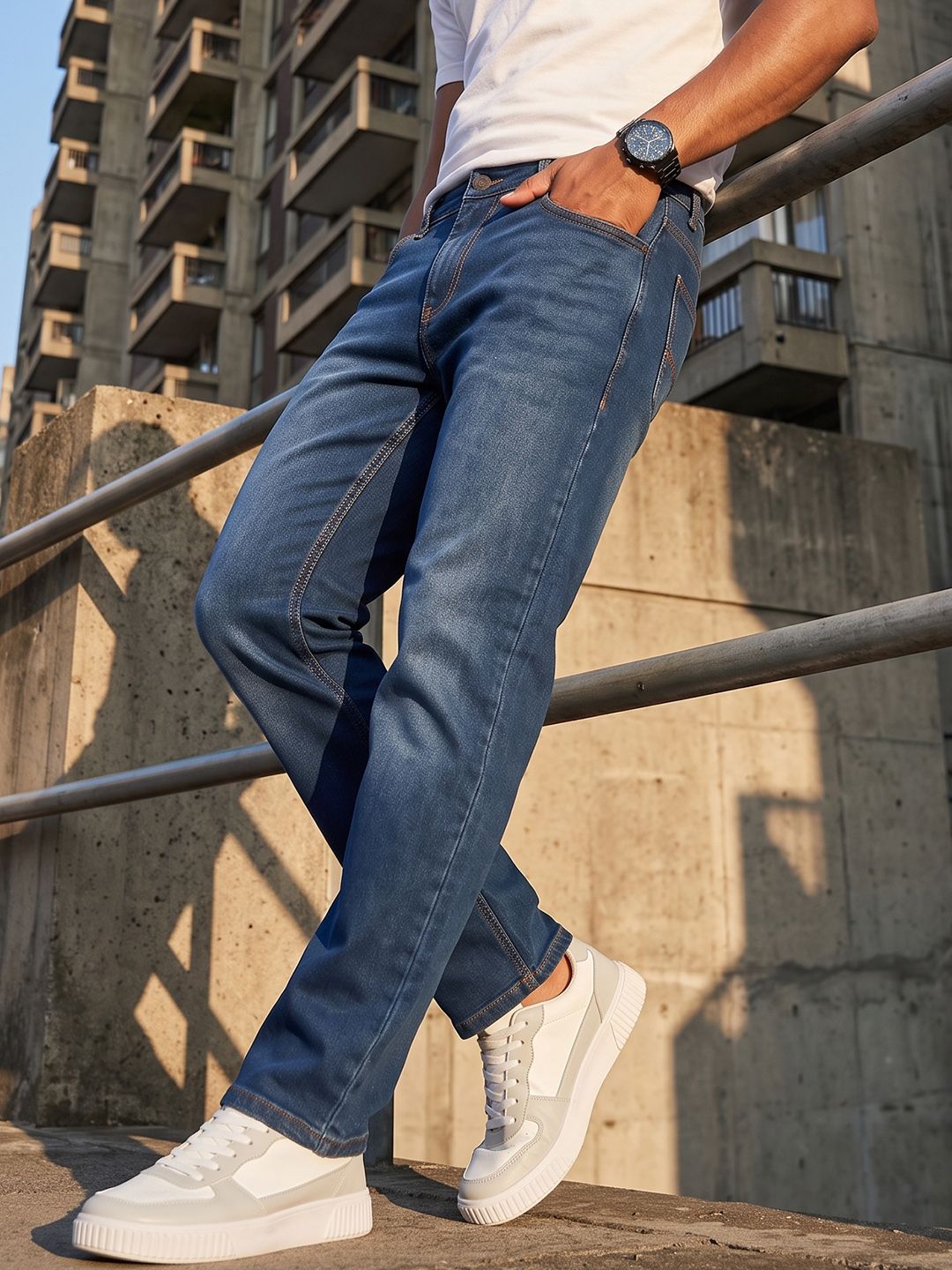 The Roadster Life Co. Men Slim Fit Jeans