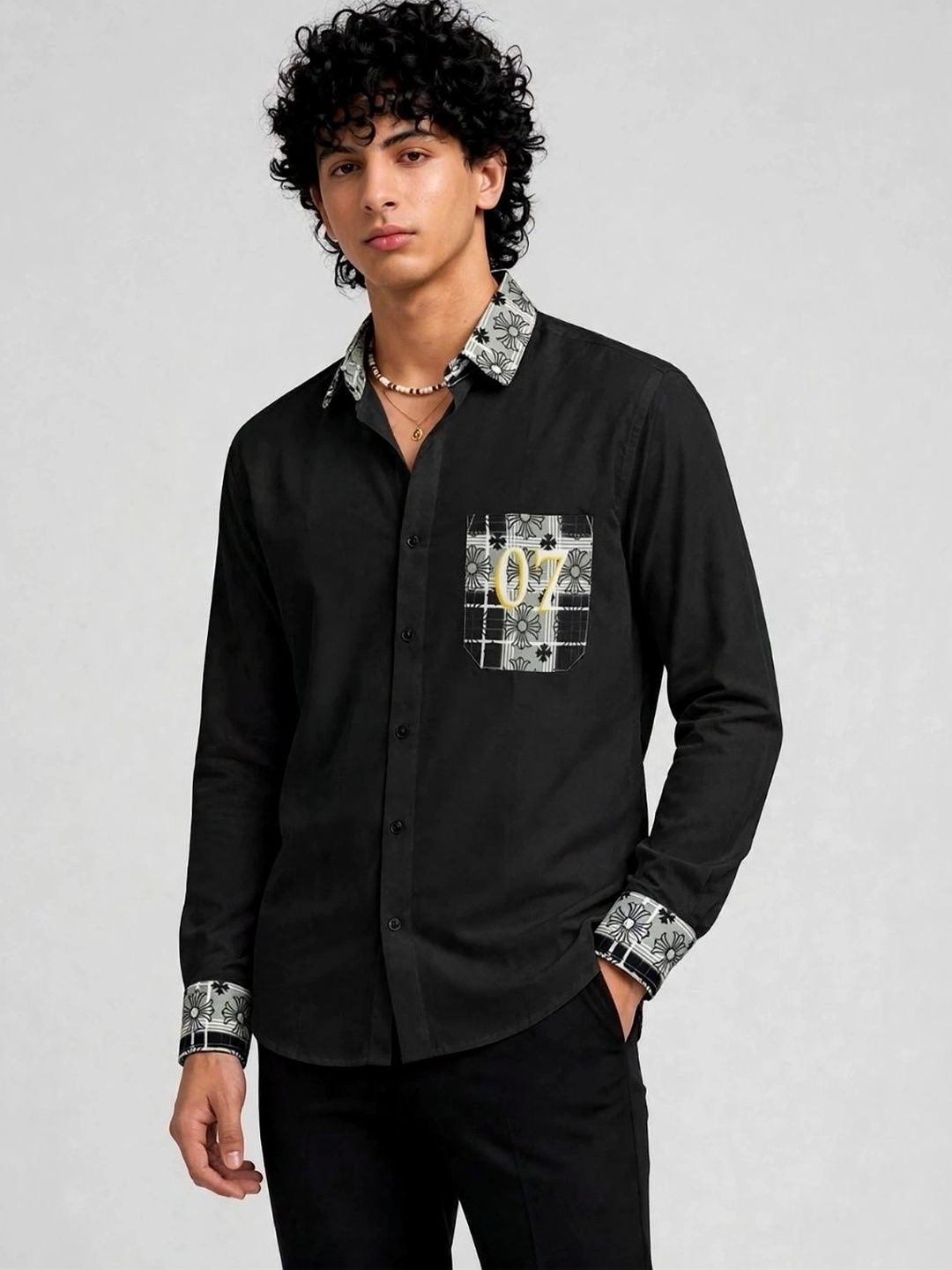 SRI VENKATESWARA FASHION Men Black Floral Print Regular Fit Full Sleeve Casual Shirt