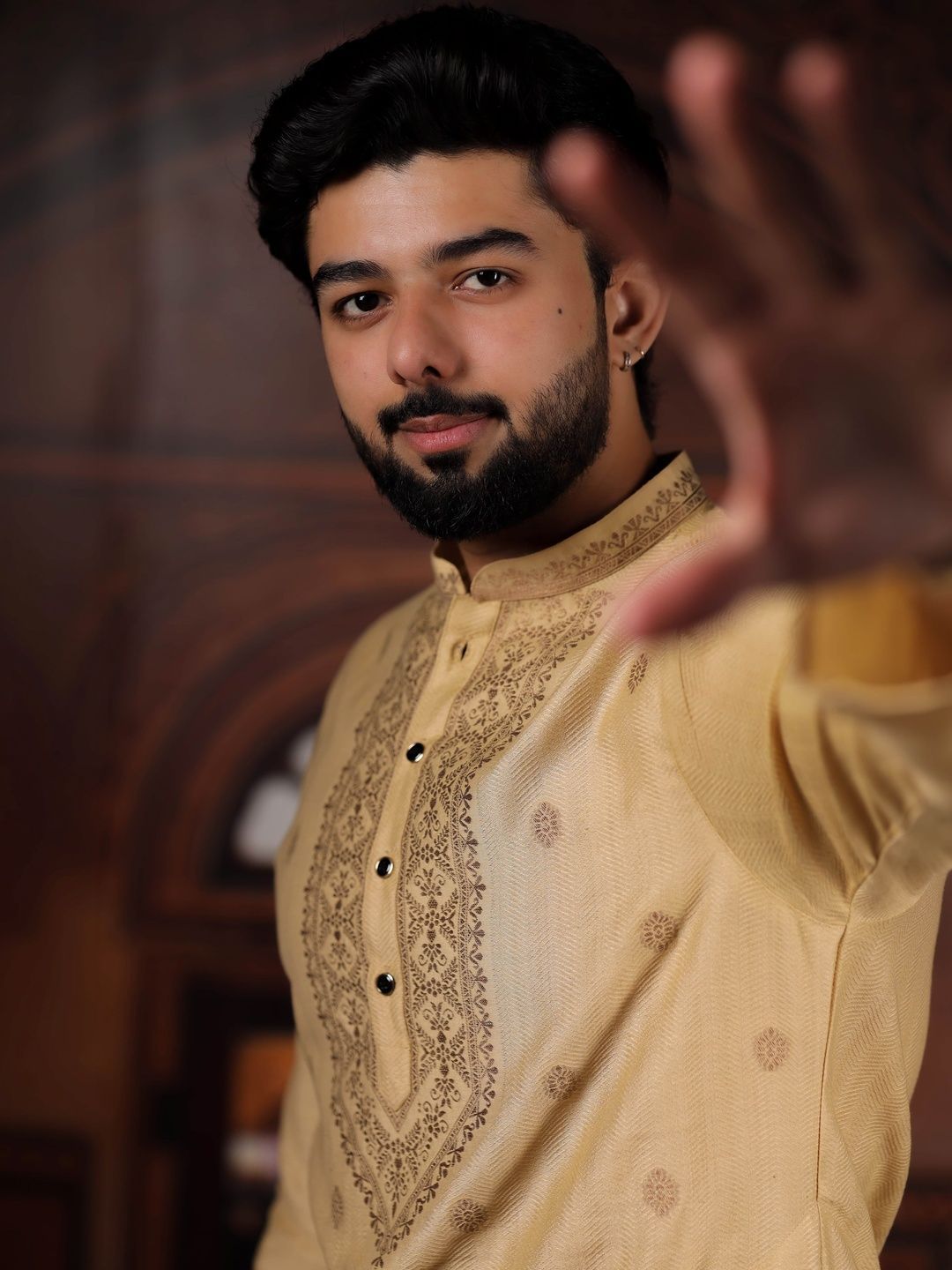Koshin Men Ethnic Motifs Woven Design Mandarin Collar Cotton Straight Kurtas