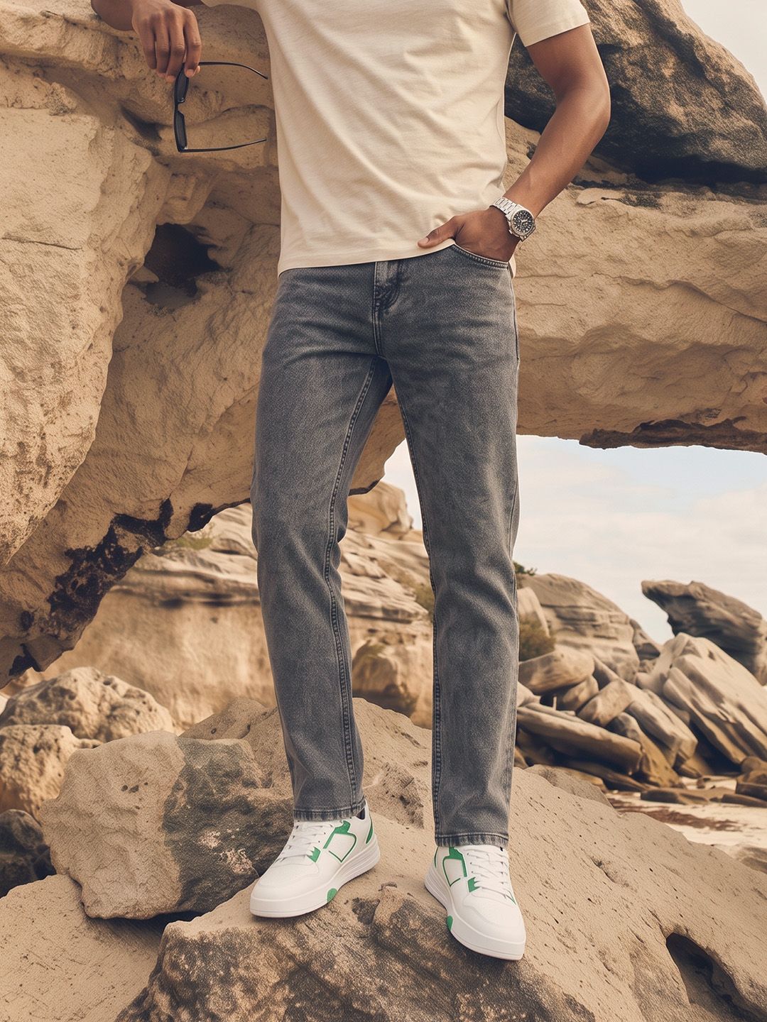 The Roadster Life Co. Men Slim Fit Jeans