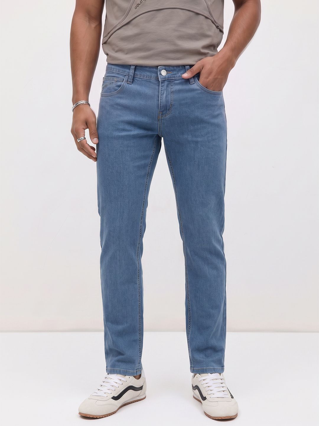 Roadster Men Slim Fit Mid-Rise Stretchable Jeans