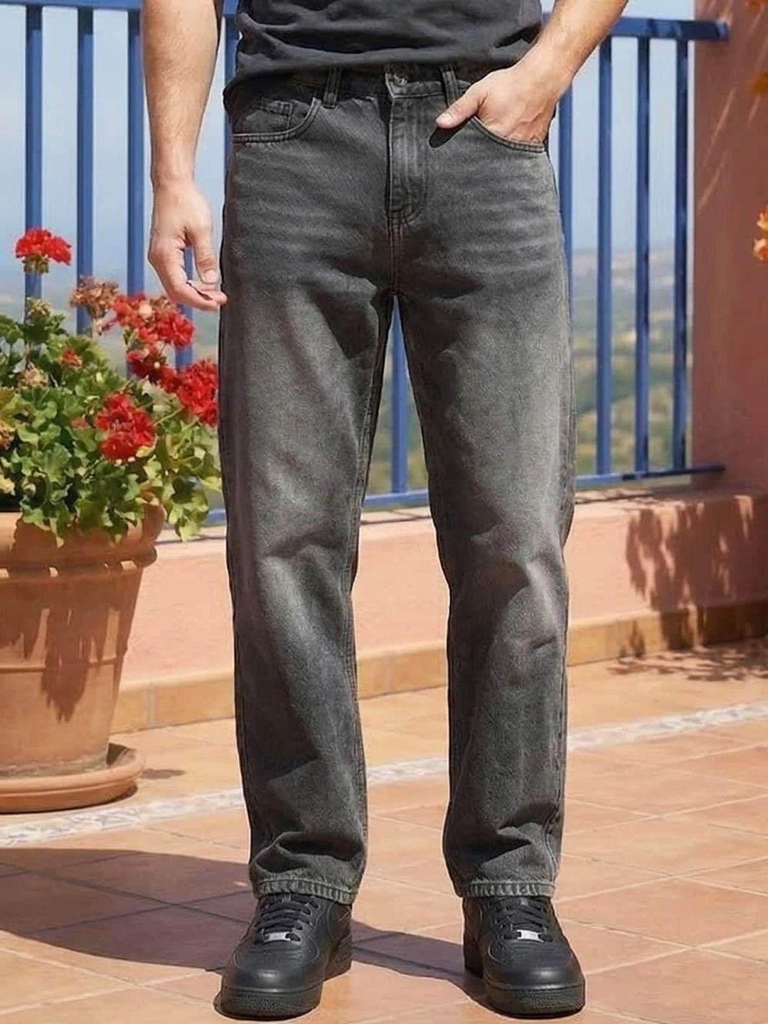 Global Jeans Men Regular Fit Mid-Rise Jeans