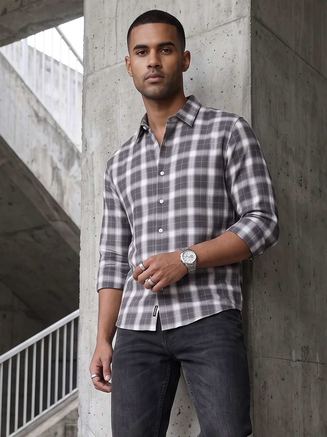 The Roadster Life Co. Checked Casual Shirt