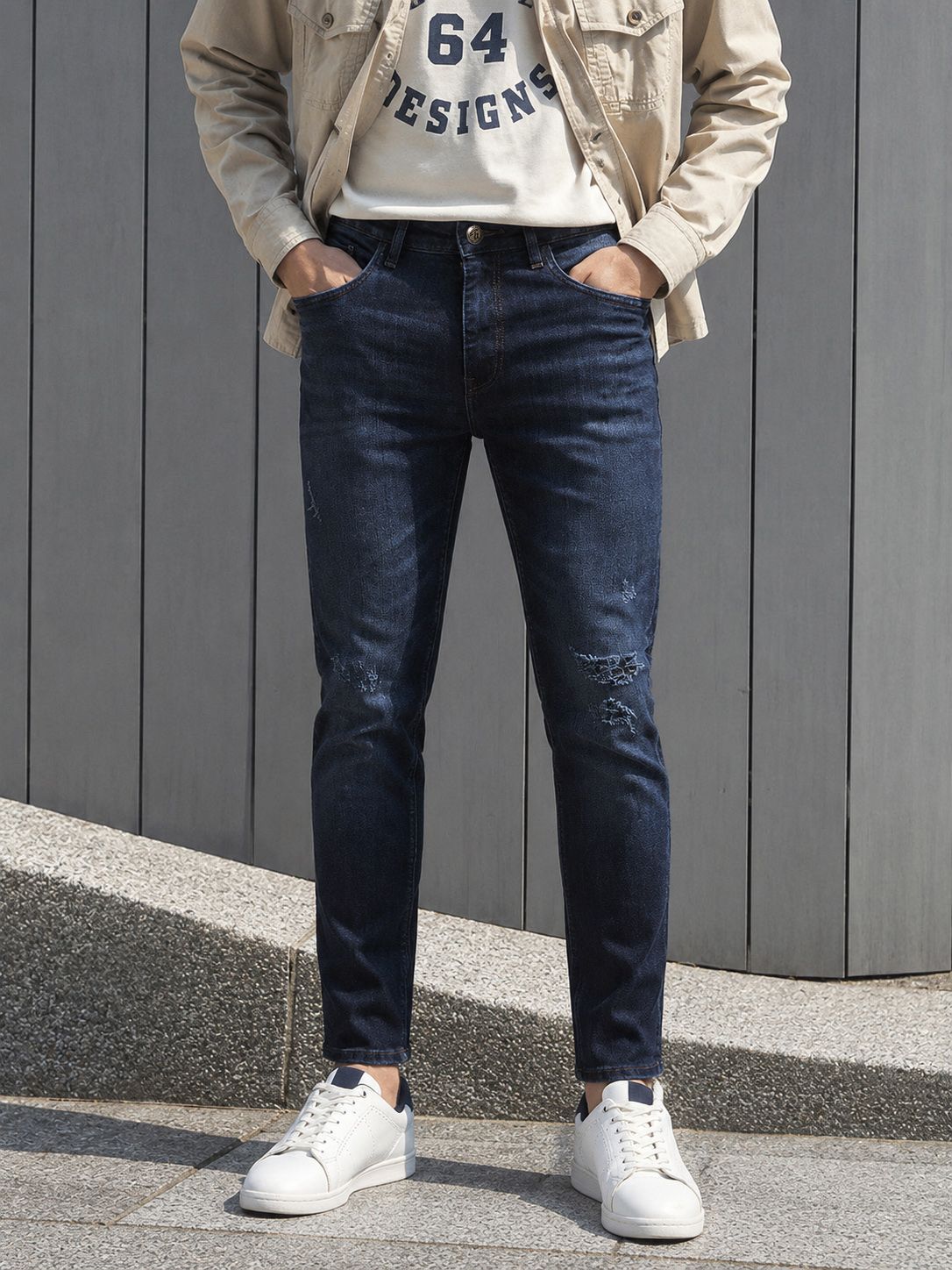 The Indian Garage Co Men Jean Skinny Fit Light Fade Stretchable Jeans