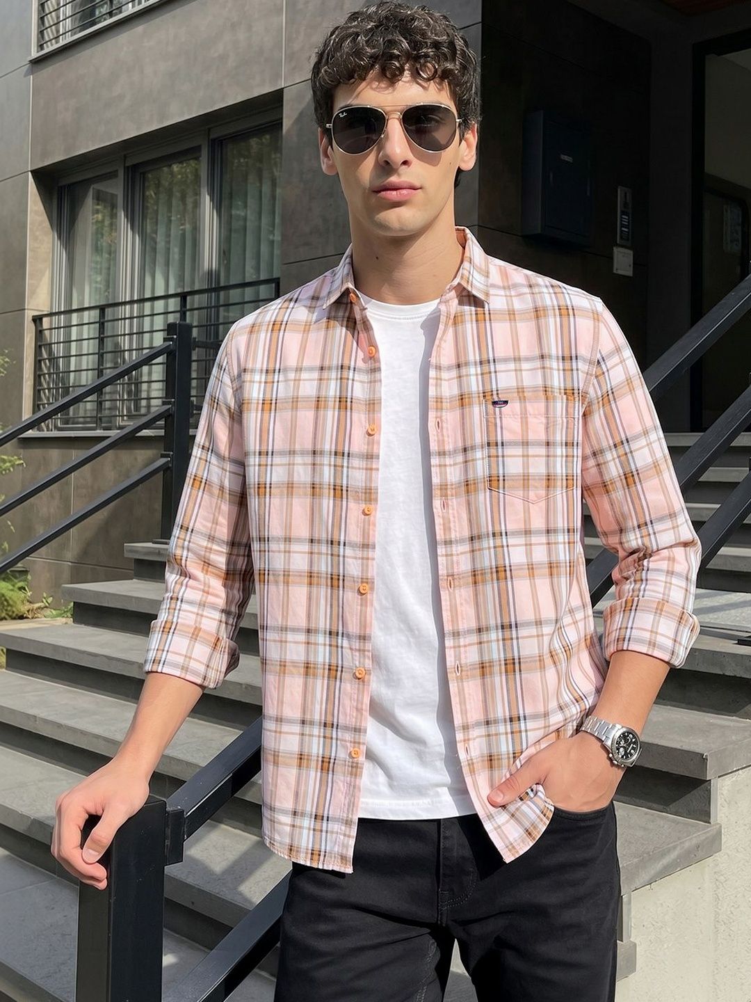 The Indian Garage Co Men Spread Collar Checked Cotton Slim Fit Casual Shirt