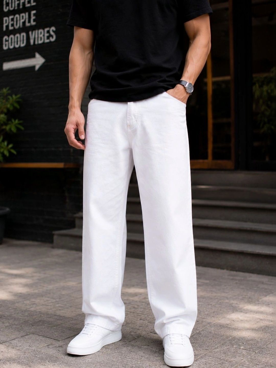 DENIM LIFE Men Classic Straight Fit Mid-Rise Stretchable Jeans