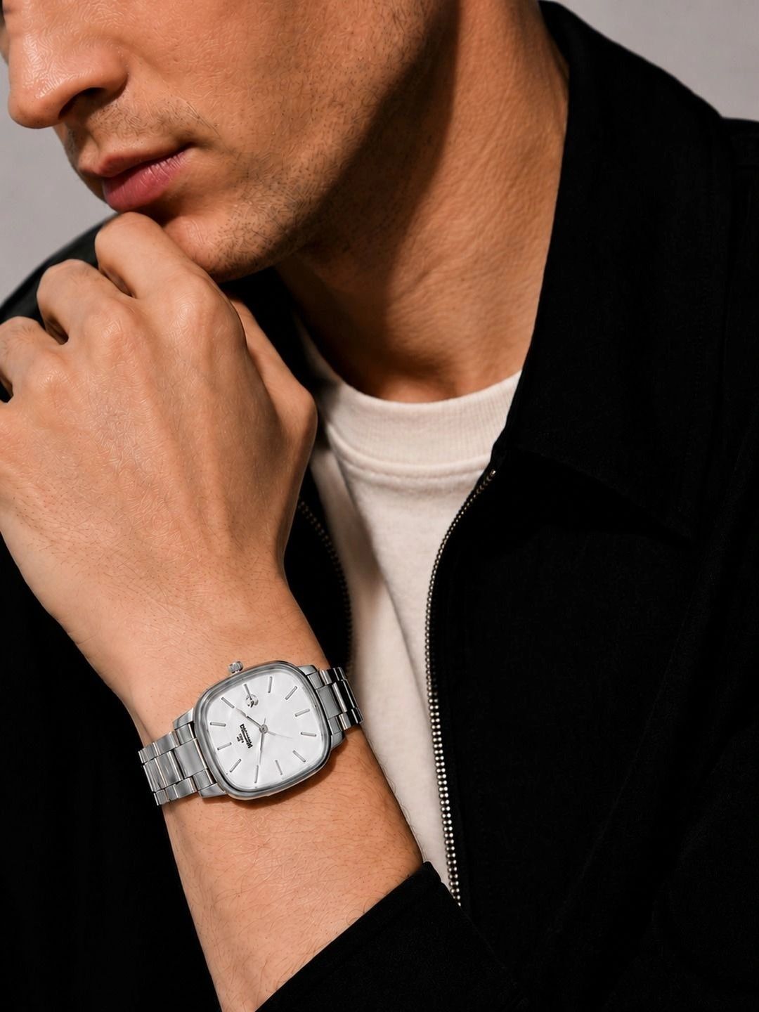 WROGN WROGN Men Brass Dial & Stainless Steel Bracelet Style Straps Analogue Date Aperture Watch HOBWRG0612-WH