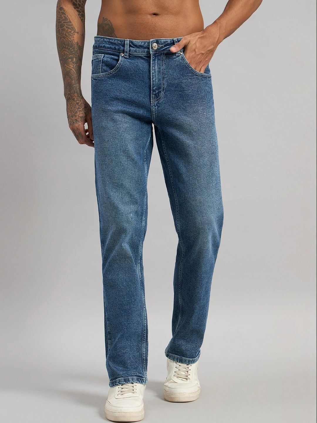 Sand Dunes Men Straight Motion Man Straight Fit Mid-Rise Light Fade Acid Wash Stretchable Jeans