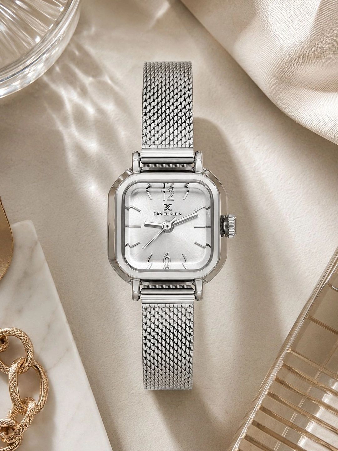 Daniel Klein Daniel Klein Women Dial & Stainless Steel Bracelet Style Straps Analogue Watch DK.6.14321-1