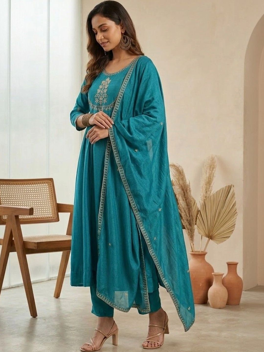 all about you all about you Women Ethnic Motifs Empire Thread Work Kurta with Trousers & With Dupatta