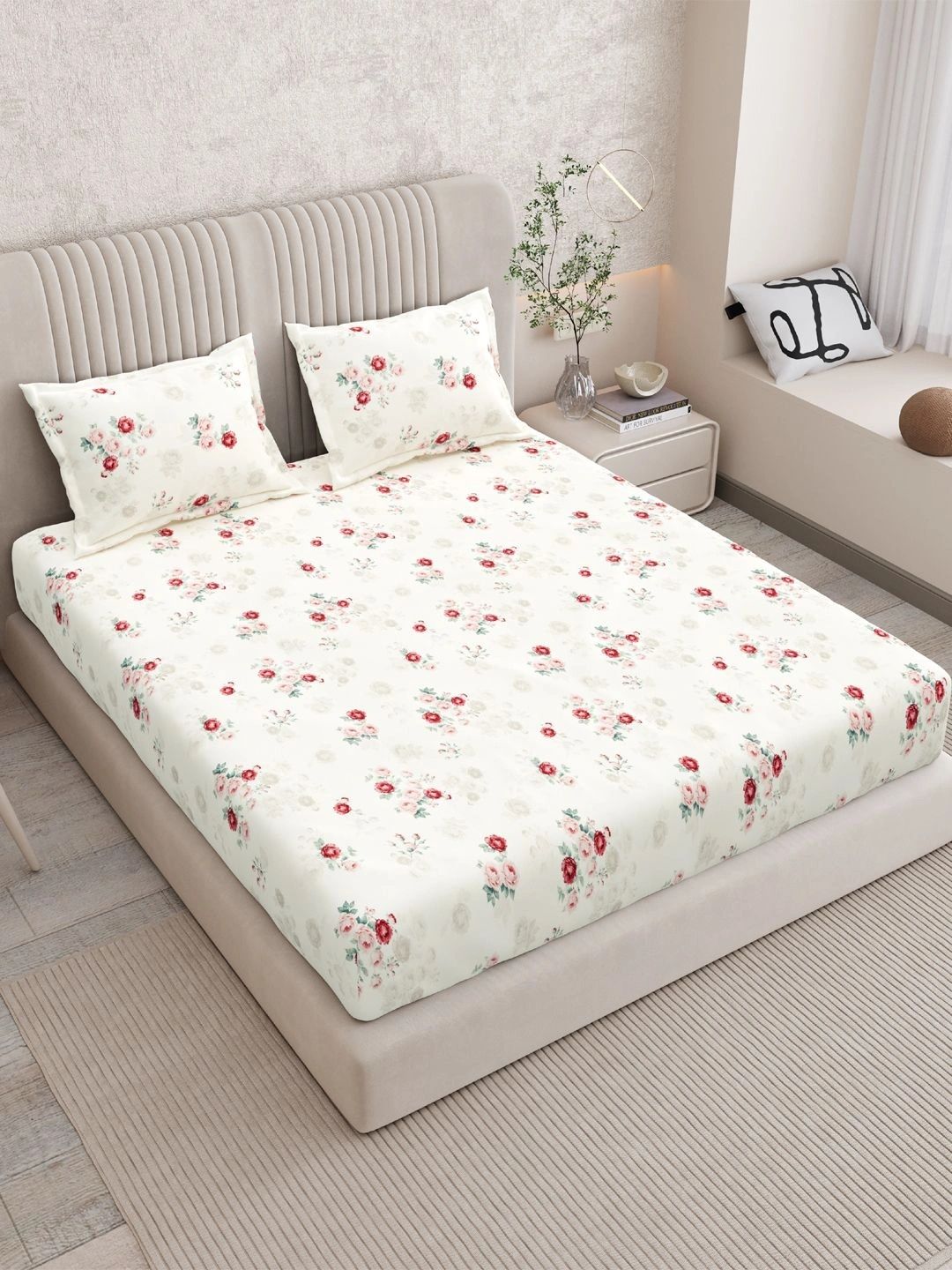 Sangria Sangria Cream-Coloured Floral 210 TC King Bedsheet with 2 Pillow Covers