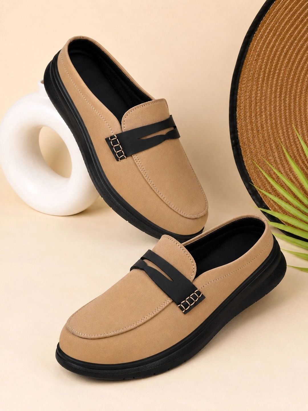 Roadster Roadster Men Suede Loafers