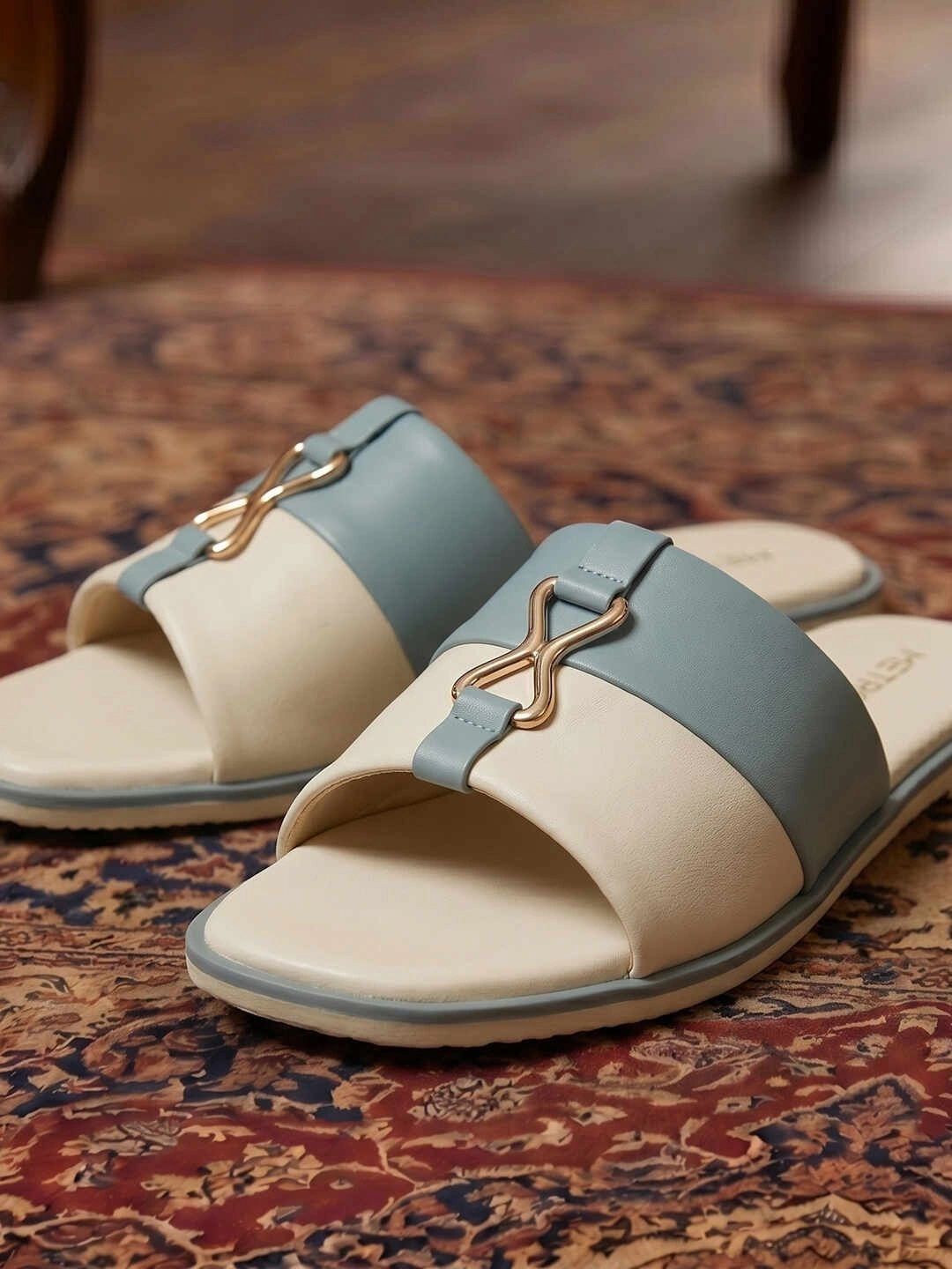 Metro Metro Women Colourblocked Open Toe Flats with Buckles