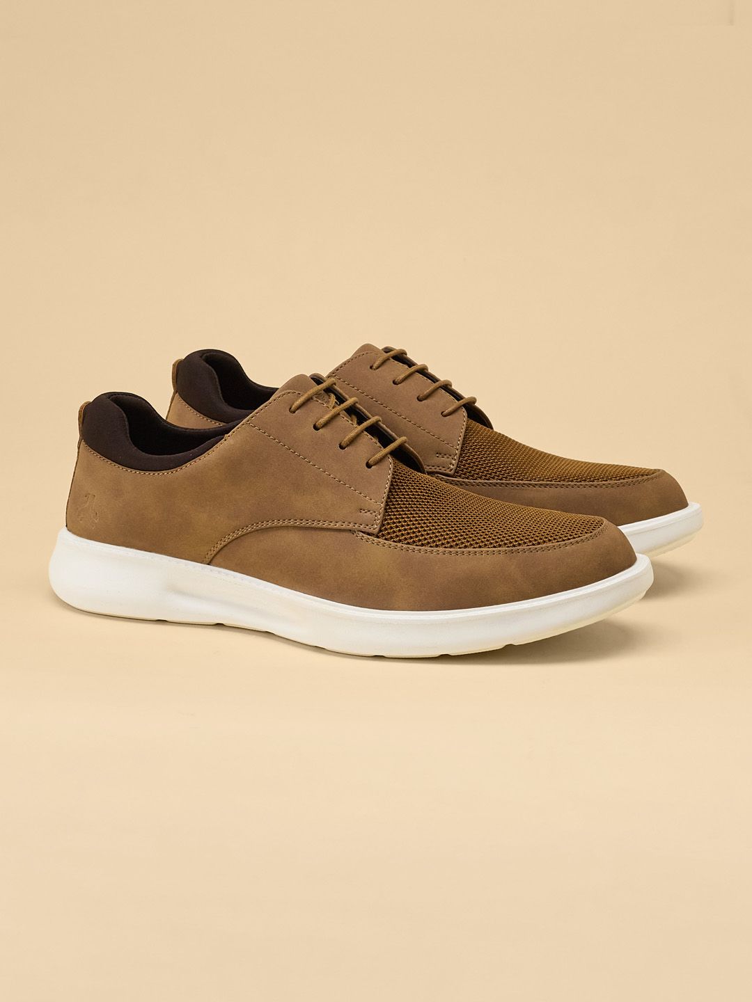 ELAN Men Textured PU Sneakers Campus ELAN Men Textured PU Sneakers
