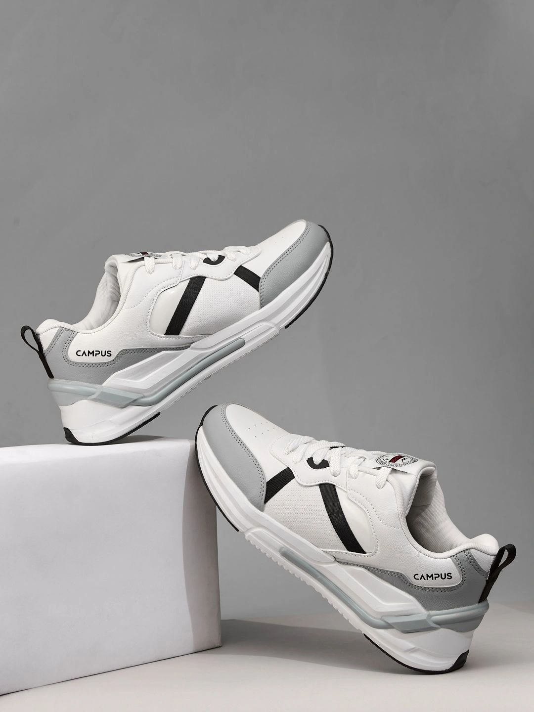 Campus Campus Men Colourblocked Sneakers
