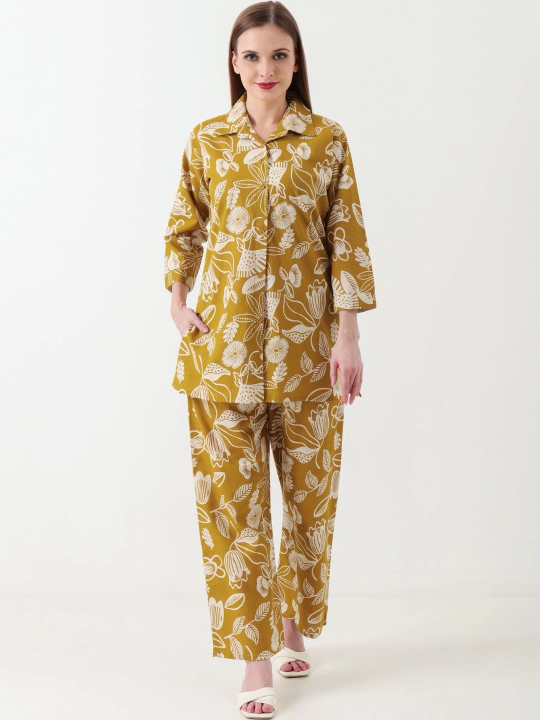 VARNNAN Floral Cotton Printed Shirt with Trousers