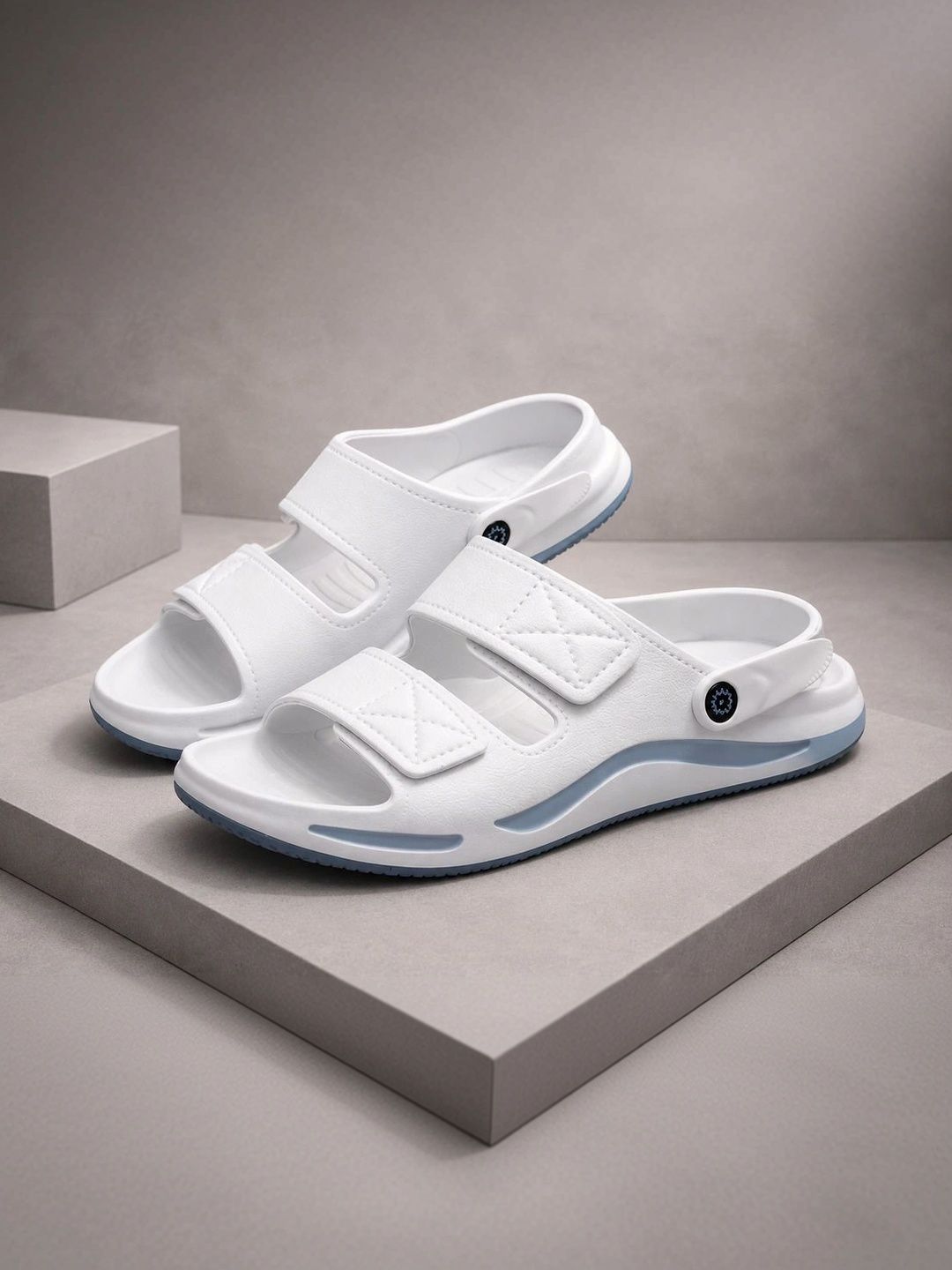 VOOLIO Men Sliders