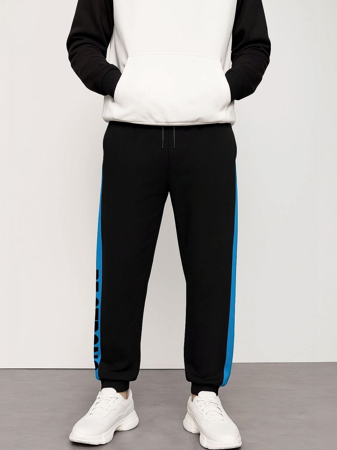 culish Men Regular Fit Typography Training Joggers
