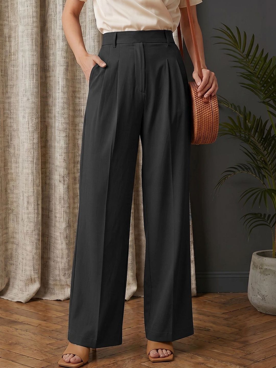 DE TRENDZ DE TRENDZ Women Comfort High-Rise Pleated Trousers