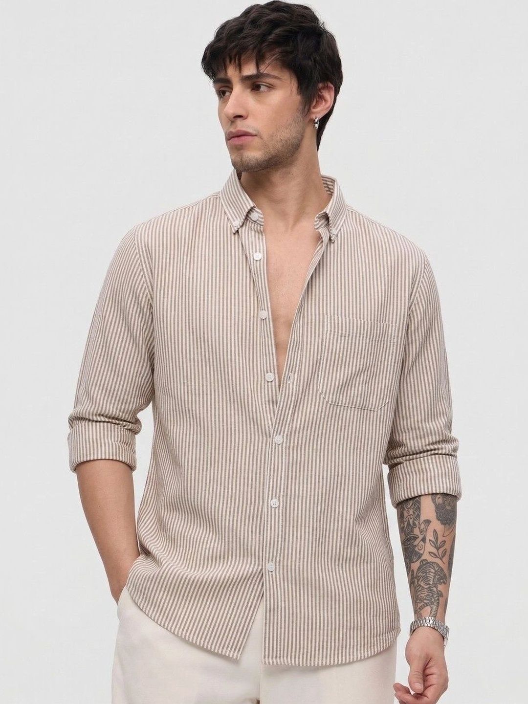 OQUENT Men Standard Striped Casual Shirt
