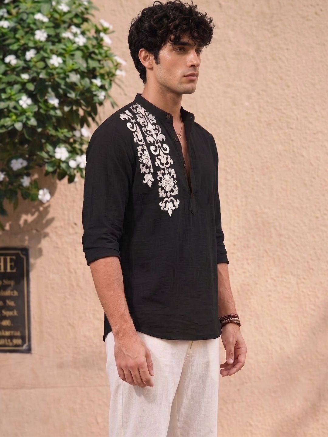 FINIVO FASHION Men Floral Print Comfort Casual Shirt