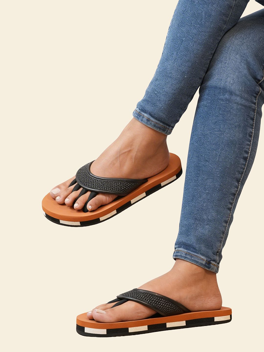 IMPAKTO Men Toe Alignment & Quick Drying EVA 5 Finger Printed Thong Flip Flop