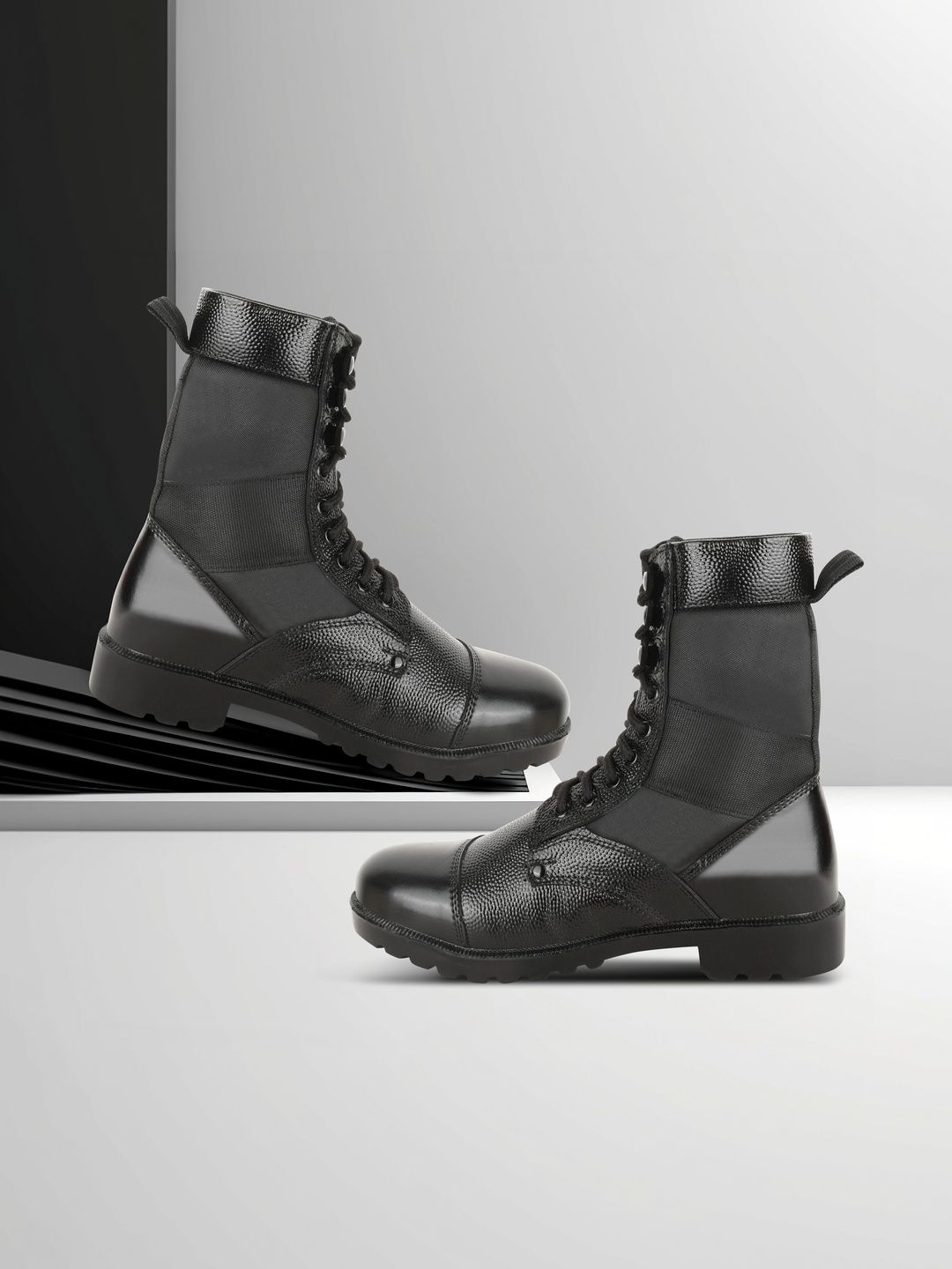 Benera Men Textured Leather High-Top Trekking Shoes