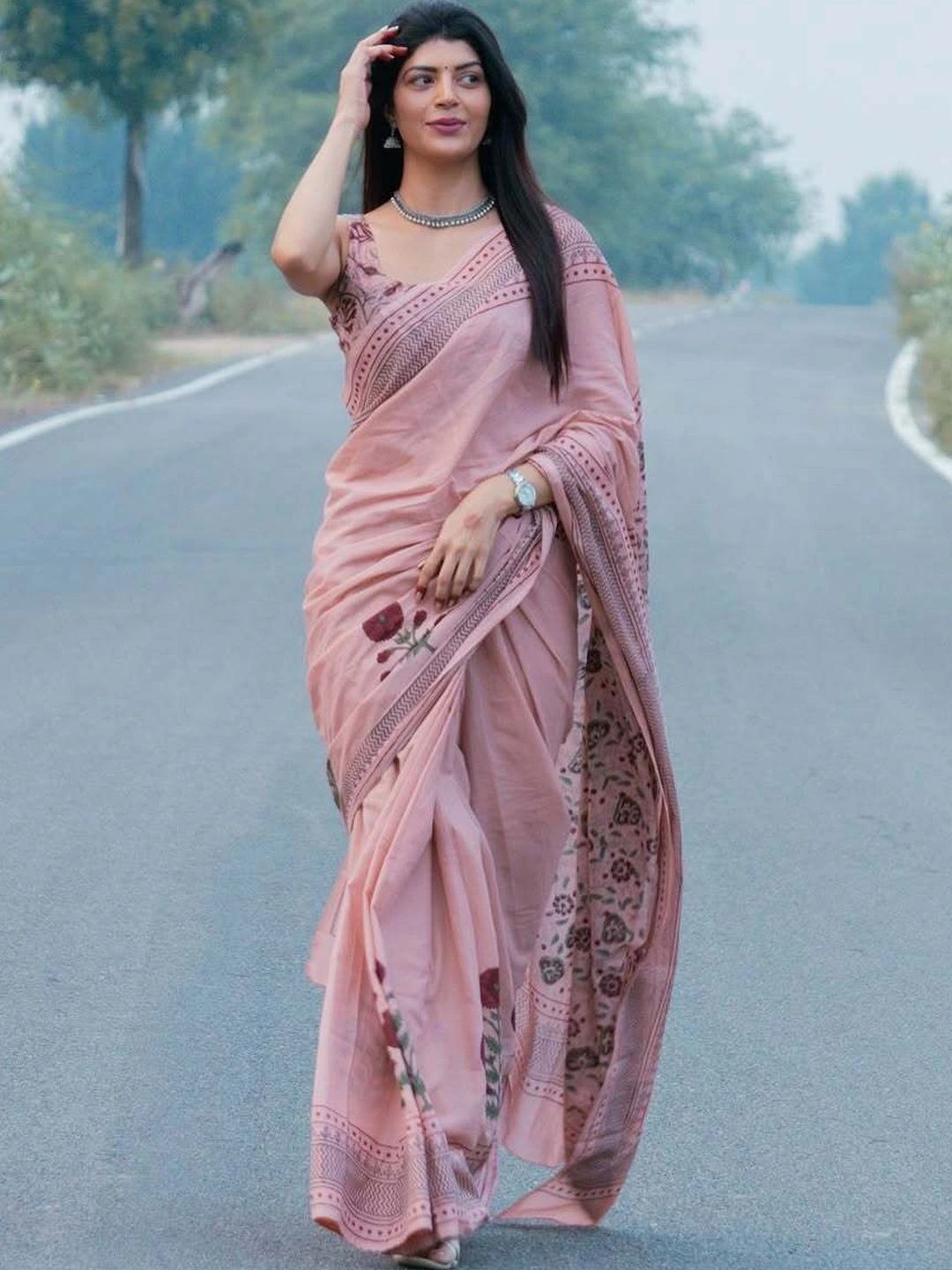 JIADIA JIADIA Ethnic Motifs Linen Blend Ikat Saree