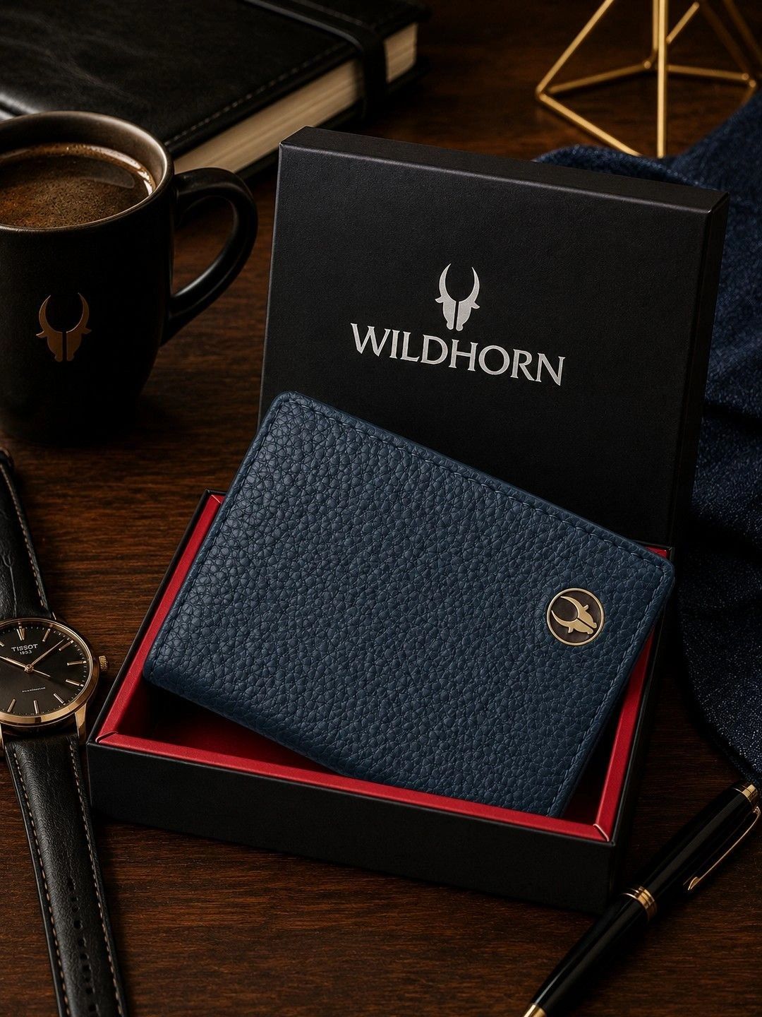 WildHorn Men Textured Leather Two Fold Wallet