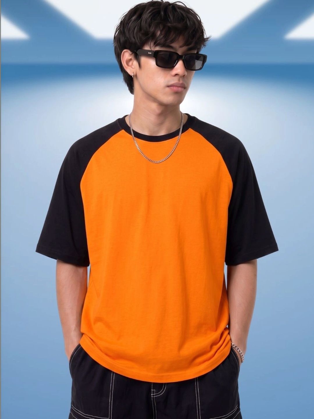 MEG FASHION MEG FASHION Men Colourblocked T-shirt
