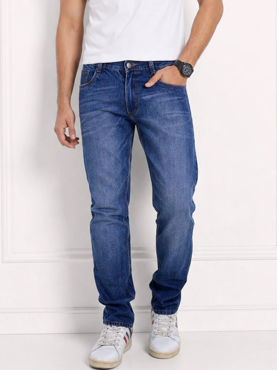 AUSK Men Regular Fit Mid-Rise Low Distress Light Fade Stretchable Jeans