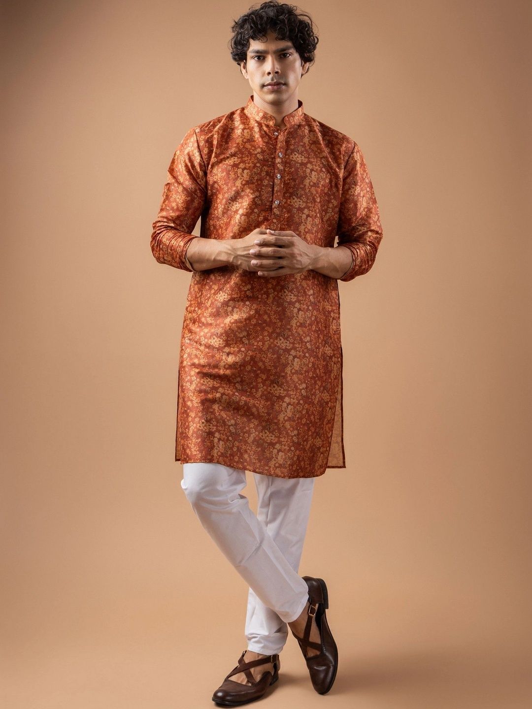 Rawayi Men Kurta