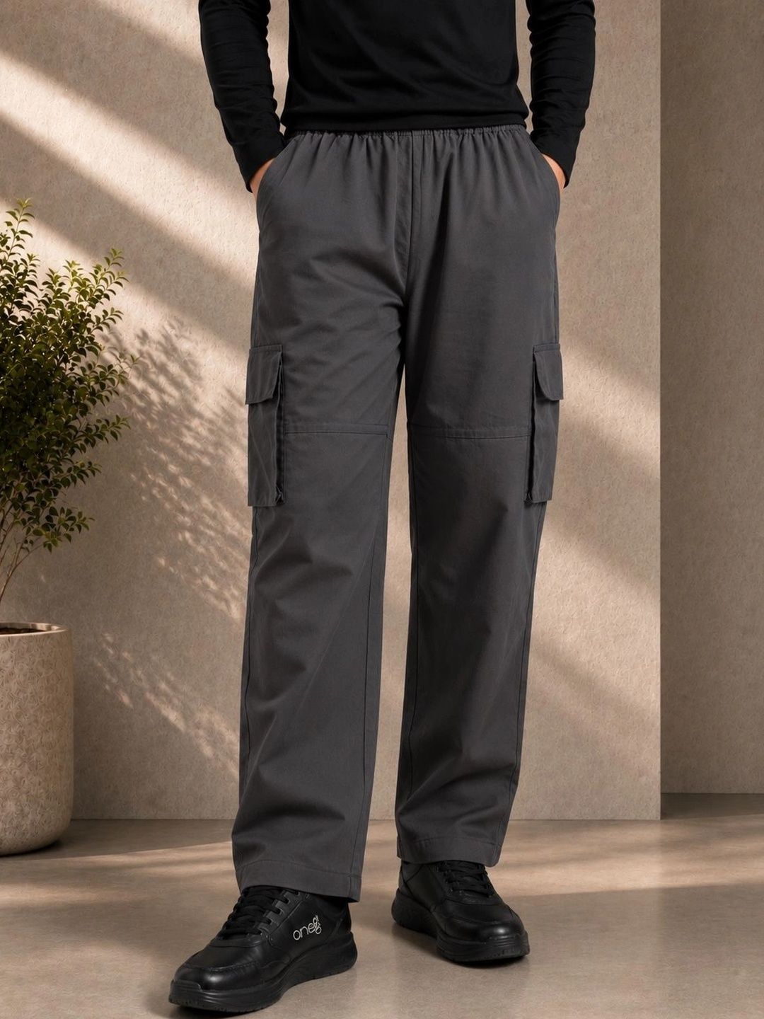 Alphalegs Alphalegs Men Relaxed Straight Leg Easy Wash Cargos Trousers