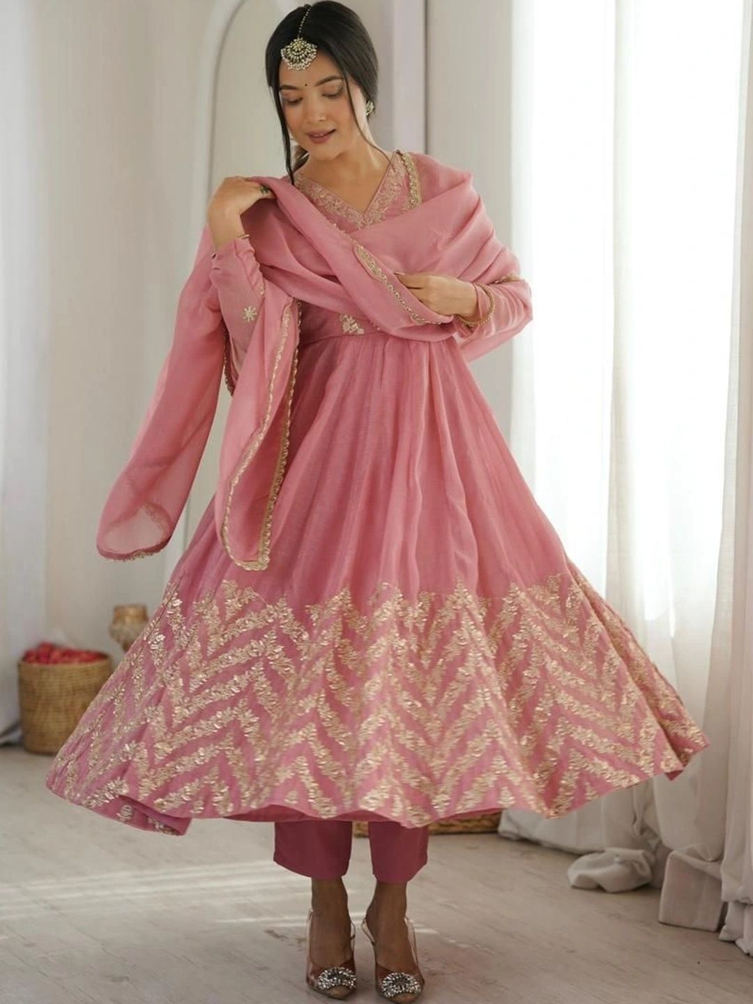 MAHI CREATION Women Ethnic Motifs Embroidered Empire Kurta with Trousers & With Dupatta