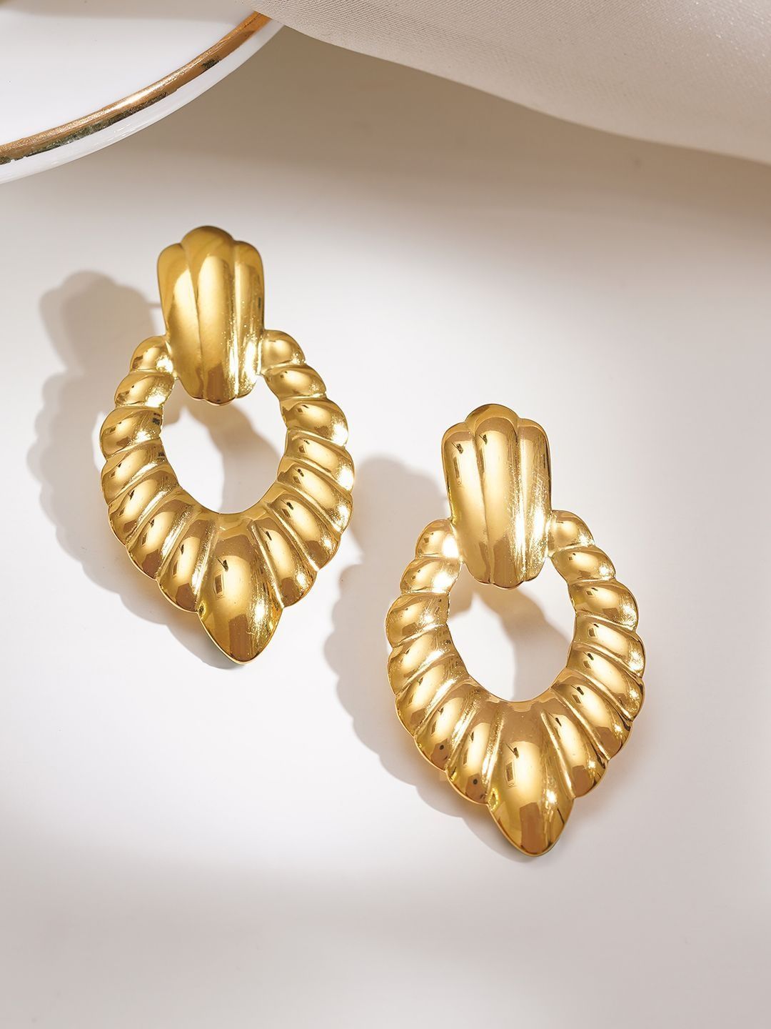 Gold Twisted Oval Earrings Rubans Thick 18K Gold Plated Stainless Steel Oversized Textured Drop Earrings