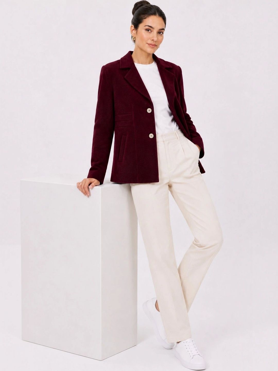 The Roadster Lifestyle Co Notched Lapel Single-Breasted Casual Blazer