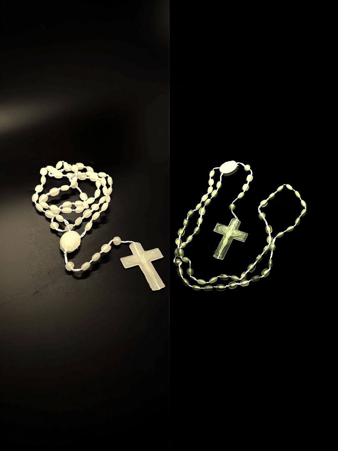 KINGSTYLE IMPEX Geometric Pendants with Chains