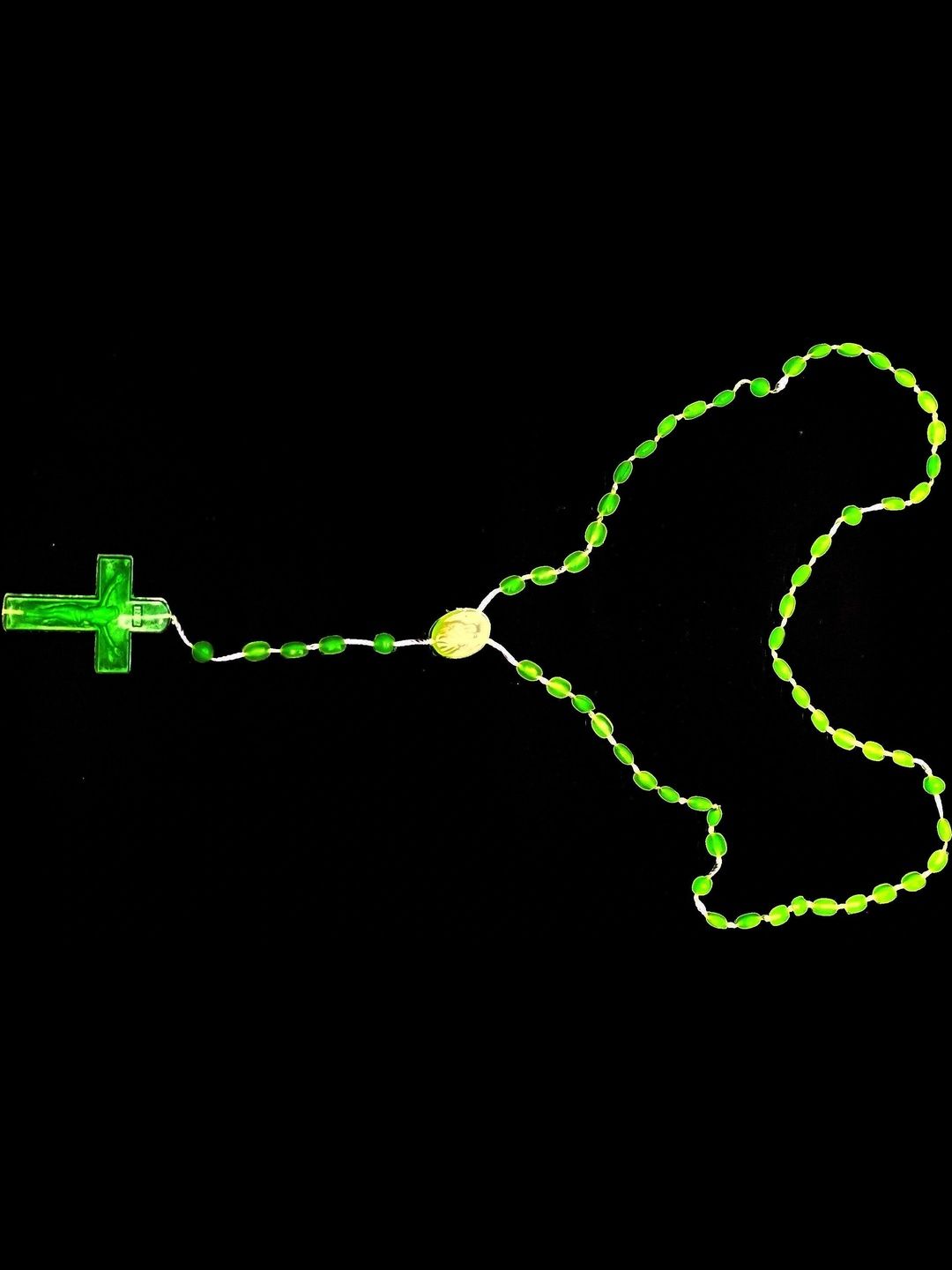 KINGSTYLE IMPEX Quirky Pendants with Chains