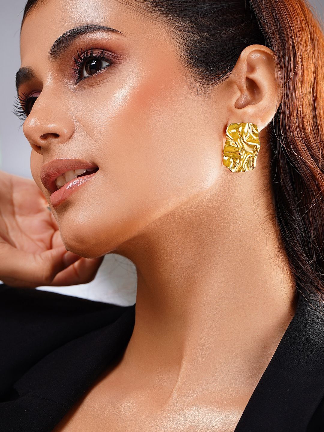 Molten Gold Stud Earrings Rubans Thick 18K Gold Plated Stainless Steel Hammered Stud Earrings