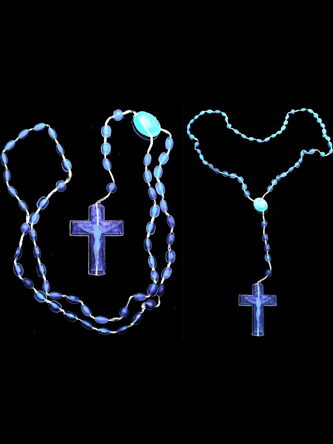 KINGSTYLE IMPEX Geometric Pendants with Chains