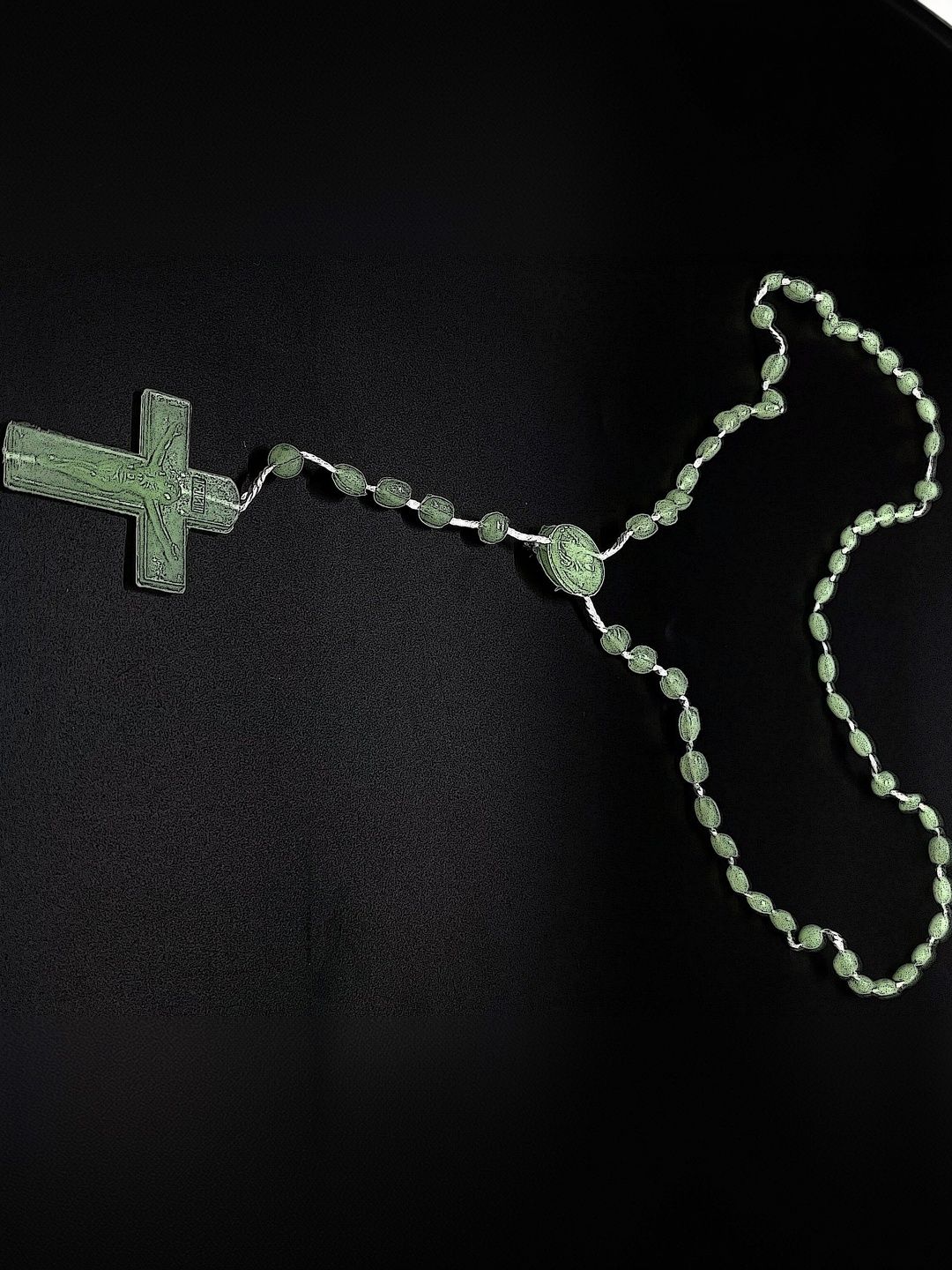 KINGSTYLE IMPEX Geometric Pendants with Chains