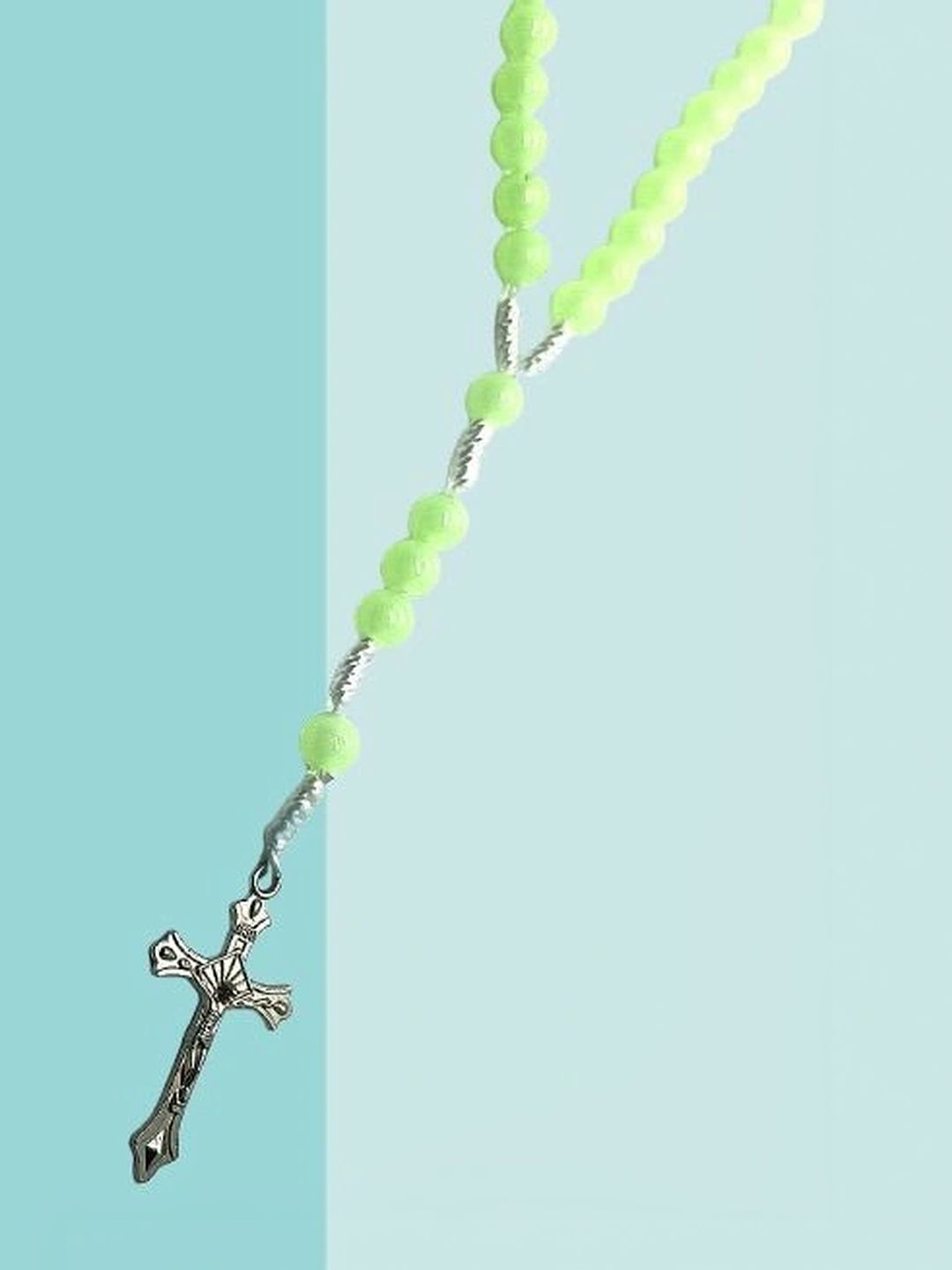KINGSTYLE IMPEX Quirky Pendants with Chains